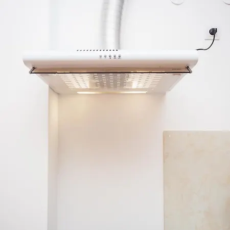 Super Center - Small Flat On 